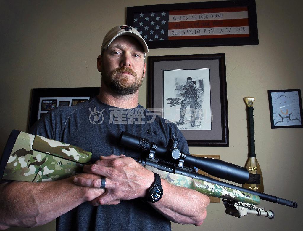 「米軍史上最強の狙撃手」といわれ、退役後に銃撃事件で死亡したクリス・カイルさん＝２０１２年４月６日、米テキサス州ミドロジアン（ＡＰ）