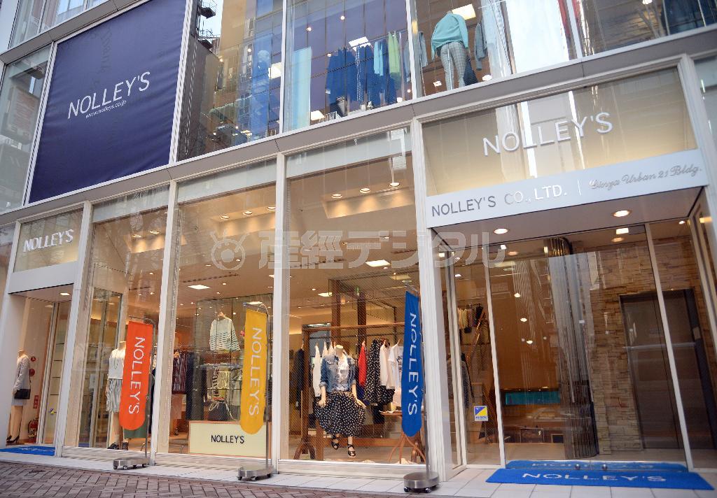 東京・銀座の並木通りに面したＮＯＬＬＥＹ’Ｓ銀座店は明るい雰囲気＝２０１５年２月６日、東京都中央区（鴨川一也撮影）