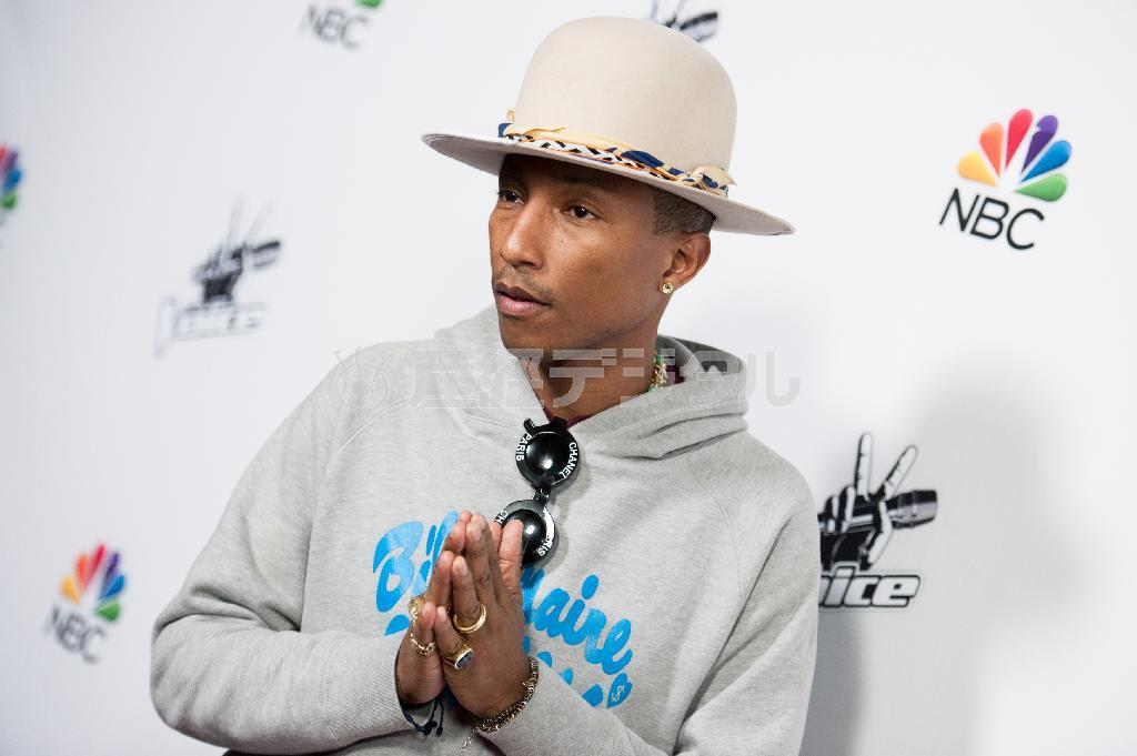 米歌手、ファレル・ウィリアムスさん＝２０１４年１２月８日、米カリフォルニア州ロサンゼルス（ＡＰ）