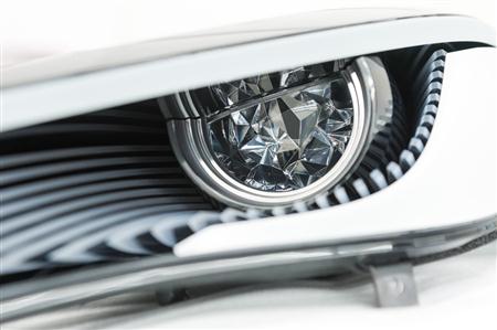 「Ｑ６０コンセプト」のヘッドランプ（オフィシャル写真）