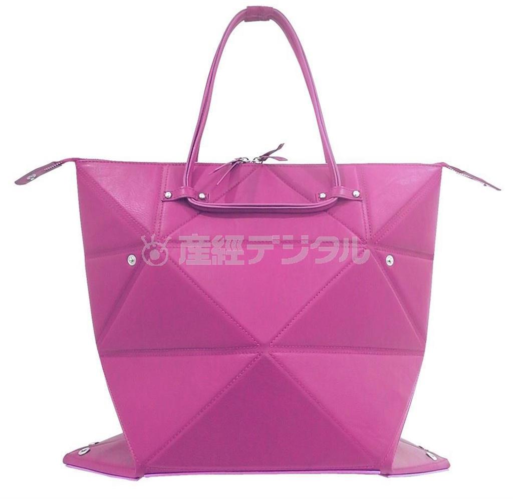 【受賞商品・サービス】株式会社バルコス／「Ｈａｎａａ?ｆｕ／Ａｒｉｅｓ」。日本伝統の折り紙からインスピレーションを得てデザインした、自由に変形できる折りたたみバッグ（提供写真）