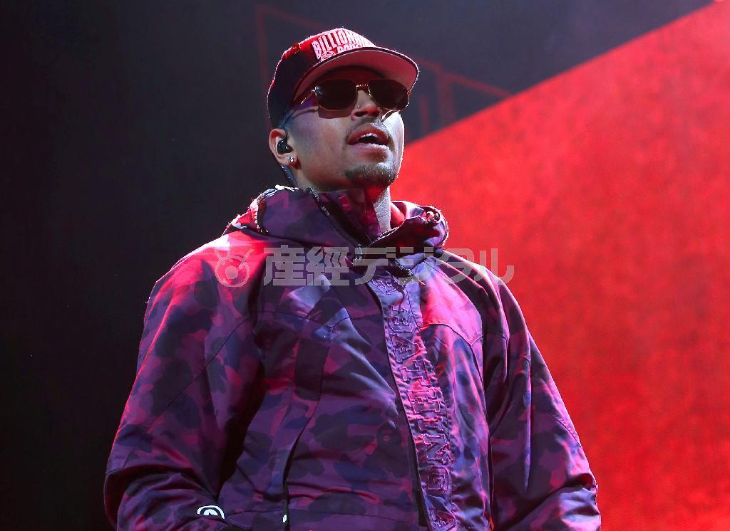 米歌手、クリス・ブラウンさん＝２０１５年２月１６日、米ニューヨーク（ＡＰ）