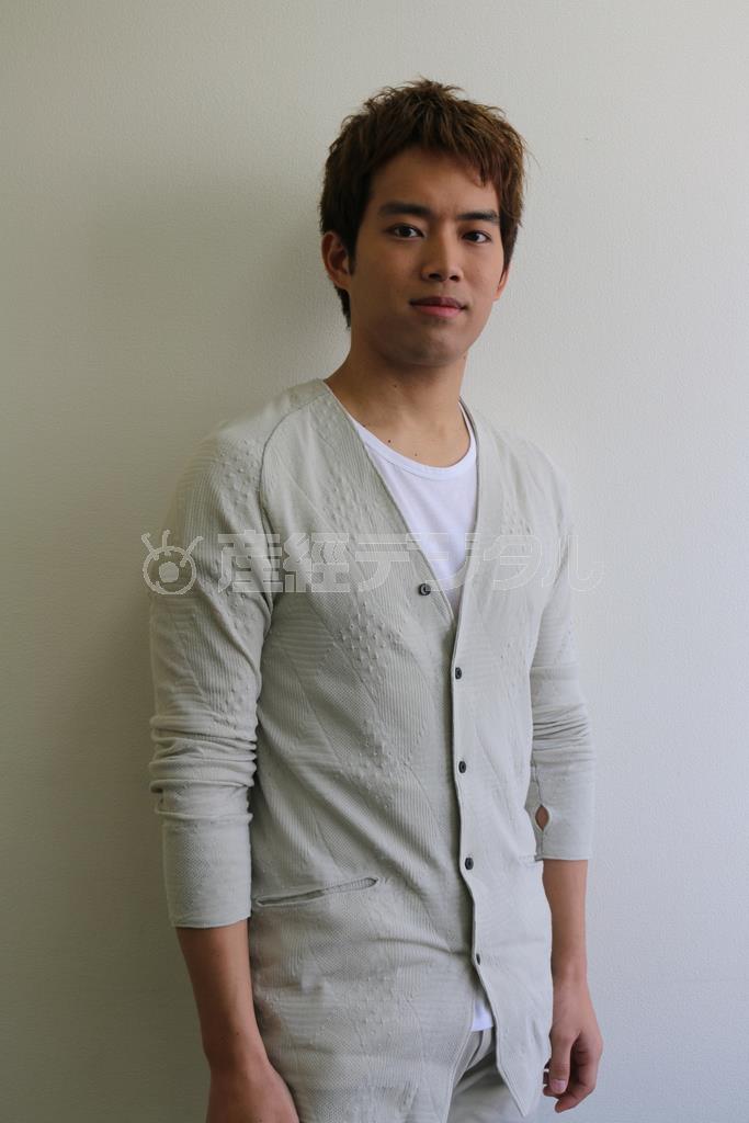 「高校に行き直せるとしたら、例えば写真とか専門的なことを早くから学べる学校がいいですね」と語る三浦貴大（たかひろ）さん＝２０１５年１月２９日、東京都渋谷区（高橋天地撮影）