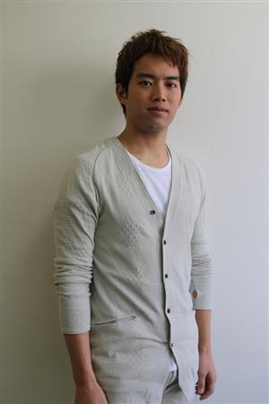 「高校に行き直せるとしたら、例えば写真とか専門的なことを早くから学べる学校がいいですね」と語る三浦貴大（たかひろ）さん＝２０１５年１月２９日、東京都渋谷区（高橋天地撮影）