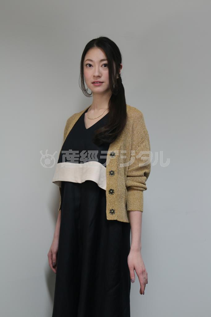 「骨髄移植に関心がある人も、関心ない人も、自分の人生をどう生きるか改めて考えさせてくれる作品です」と語る、女優の関めぐみさん＝２０１５年１月１９日、東京都渋谷区（高橋天地撮影）