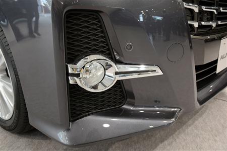 トヨタ自動車の高級ミニバン「アルファード」