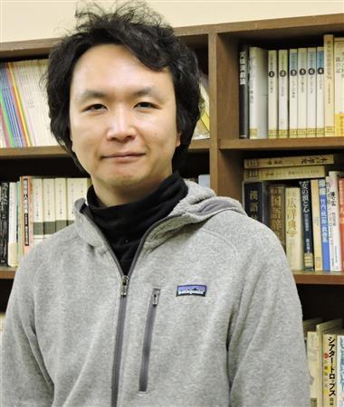 「僕の家族ほか、東京から見に来てくれる人も結構いた」と話す、演出家の長塚圭史さん＝２０１５年２月２８日、宮城県仙台市（藤沢志穂子撮影）