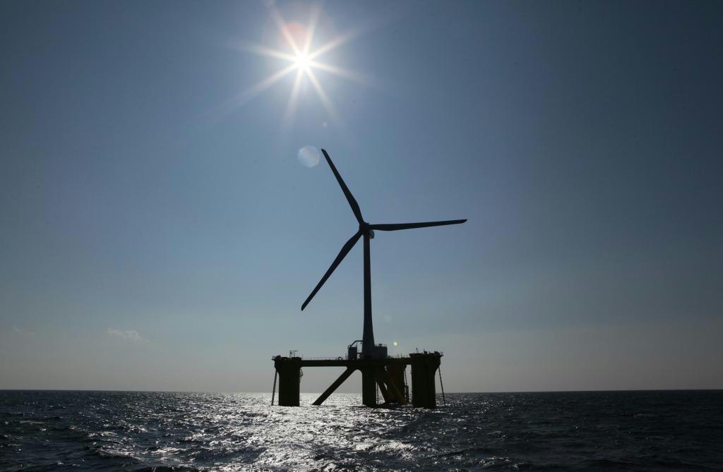 福島県沖に設置された洋上風力発電用タービン（福島洋上風力コンソーシアム提供）