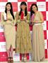 資生堂のヘアケア商品「ＴＳＵＢＡＫＩ」の新ＣＭ発表会発表会に出席した左から三吉彩花、杏、鈴木京香＝東京・銀座（南澤悦子撮影）