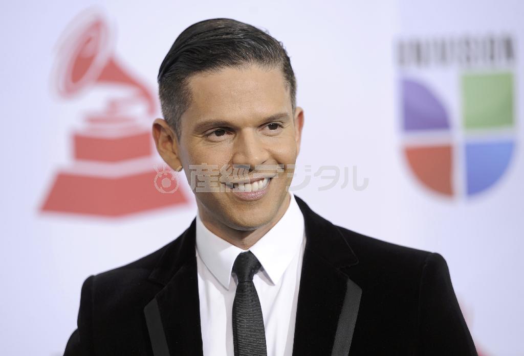 ベネズエラ人の人気司会者、ロドネル・フィゲロア氏＝２０１１年１１月１０日、米ネバダ州ラスベガス（ＡＰ）