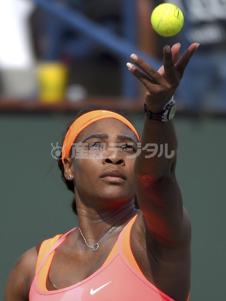 女子テニスの世界ランク１位、米国のセリーナ・ウィリアムズさん＝２０１５年３月１７日、米カリフォルニア州インディアンウェルズ（ＡＰ）