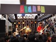 高校の卒業ソングを問うアンケートでは上位５曲中４曲をレミオロメンの「３月９日」などのＪ－ＰＯＰが占めた＝２００８年３月９日、東京都渋谷区（岡田敏一撮影）