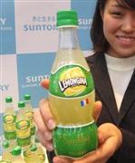 サントリー食品インターナショナルの果汁入り炭酸飲料「レモンジーナ」