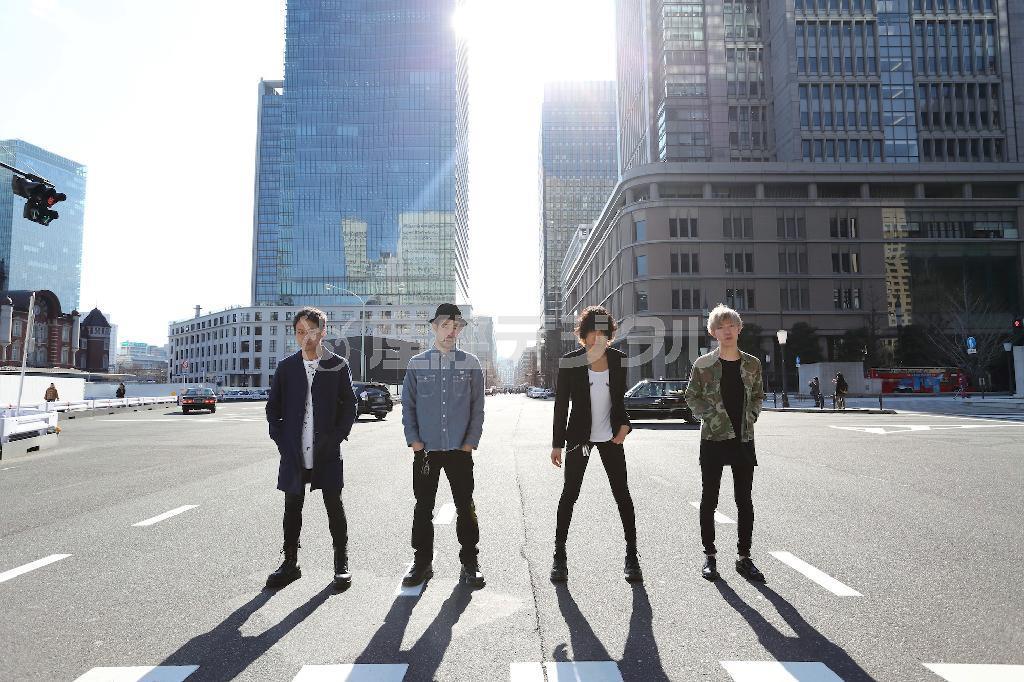 ４人組バンド、スーパービーバー＝２０１５年１月１９日（提供写真）