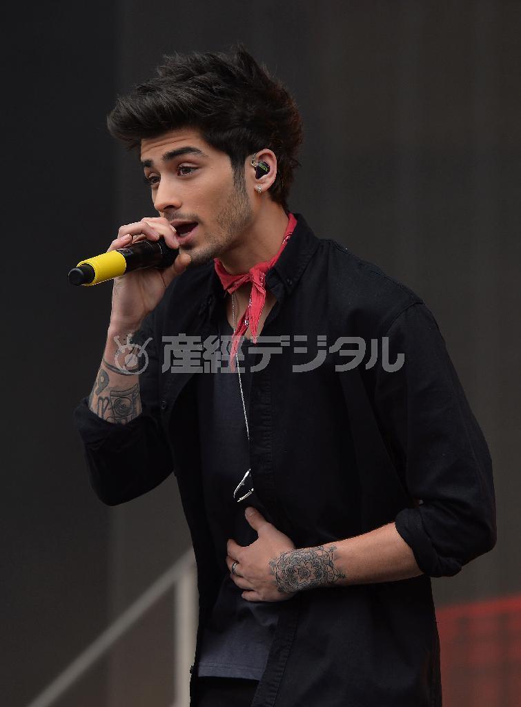 英ボーイズグループ「ワン・ダイレクション（１Ｄ）」を脱退したばかりのゼイン・マリクさん＝２０１５年３月２４日、英スコットランド・グラスゴー（ＡＰ）