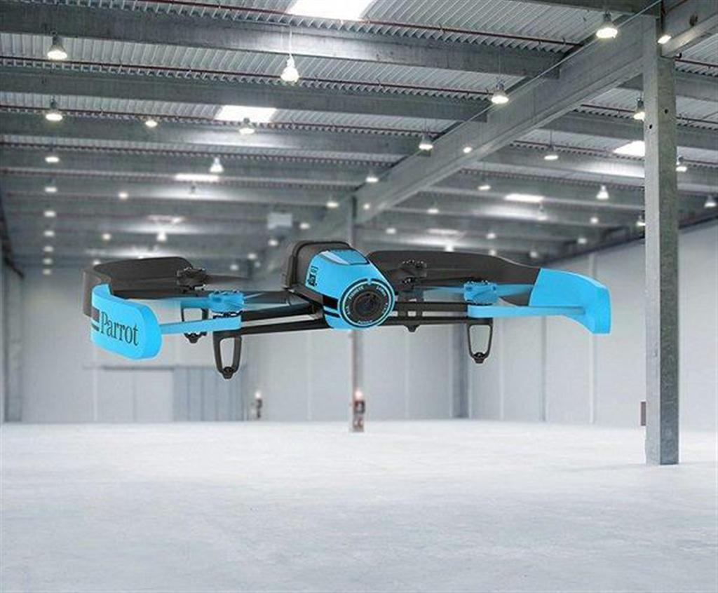 飛行中の「ＢｅｂｏｐＤｒｏｎｅ」