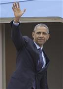 バラク・オバマ米大統領＝２０１５年４月８日、米メリーランド州・アンドルーズ空軍基地（ＡＰ）