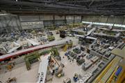 ＭＲＪの飛行試験機を開発中の三菱重工業小牧南工場の第６格納庫＝愛知県豊山町（３日撮影・三菱航空機提供）