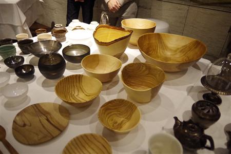 静岡の職人が手がけた器＝日本平ホテル