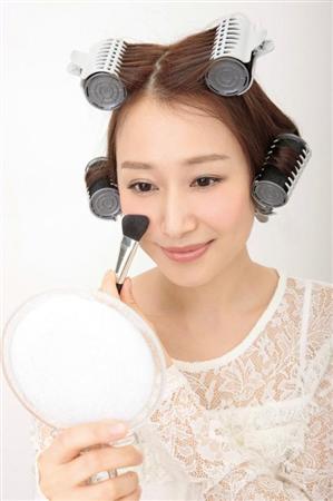 巻いている間にメイクもできる