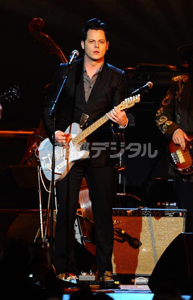 米ミュージシャン、ジャック・ホワイトさん＝２０１５年２月６日、米カリフォルニア州ロサンゼルス（ＡＰ）