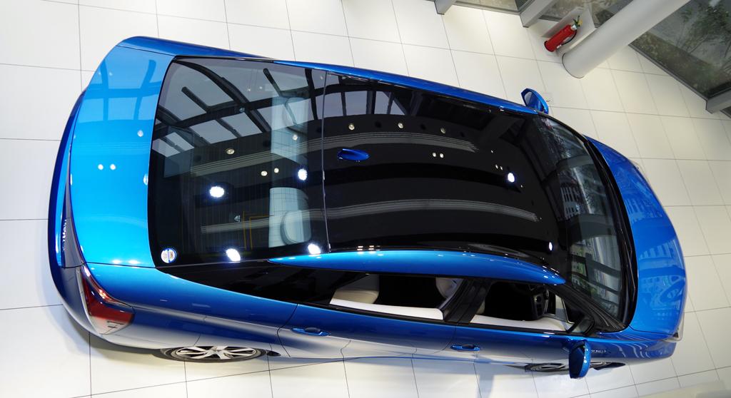 トヨタ自動車の燃料電池車「ＭＩＲＡＩ」