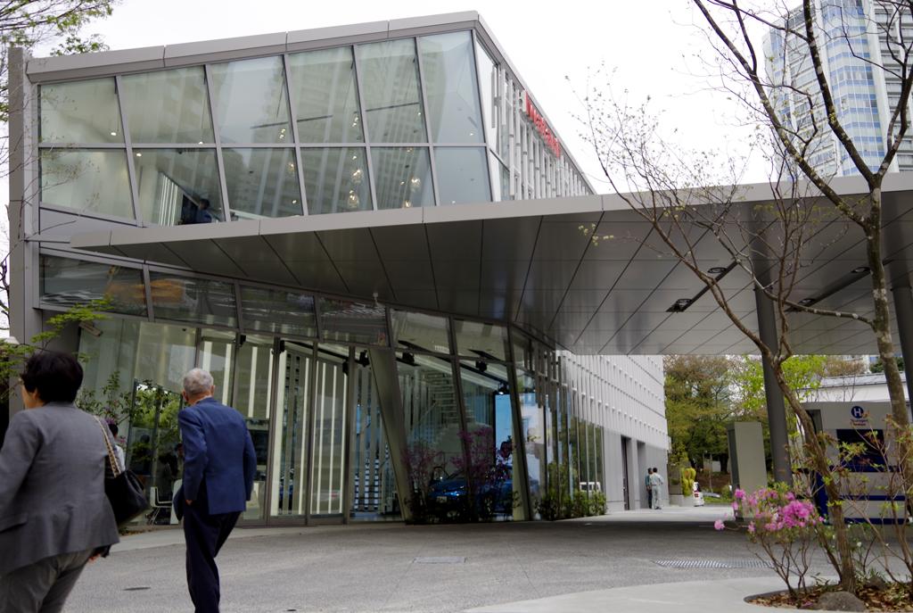 「ＴＯＹＯＴＡＭＩＲＡＩショールーム」＝東京都港区芝公園