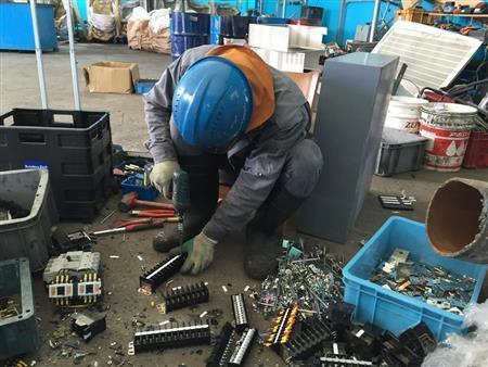 元受刑者の社会復帰と再犯防止には、働ける職場が不可欠だ＝２０１５年４月８日（日本財団撮影）