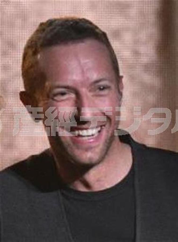 英ロックバンド「コールドプレイ」のボーカル、クリス・マーティンさん＝２０１５年２月８日、米カリフォルニア州ロサンゼルス（ＡＰ）