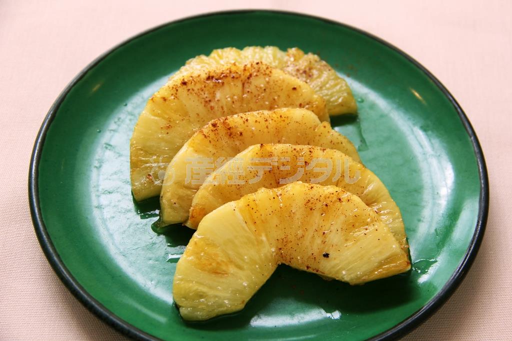パイナップルのココナツソテー。※９６ｋｃａｌ、塩分０グラム（１人分）