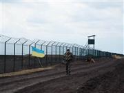 ウクライナ東部ハリコフ郊外の対ロシア国境で建設が進められている対戦車壕の「欧州の堡塁（ほうるい）」＝２０１５年４月１８日（遠藤良介撮影）