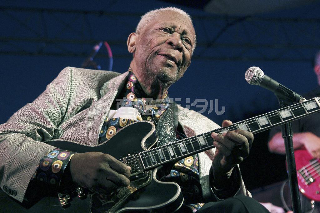 米ブルース界の巨匠、Ｂ・Ｂ・キングさん＝２０１２年８月２２日、米ミシシッピ州インディアノーラ（ＡＰ）