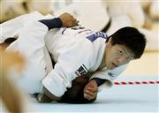 強化合宿で練習する中矢力（なかや・りき）＝２０１５年５月５日、東京都北区・味の素ナショナルトレーニングセンター（共同）