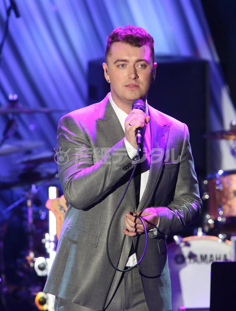 英歌手、サム・スミスさん＝２０１５年２月７日、米カリフォルニア州ビバリーヒルズ（ＡＰ）