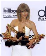 米歌手、テイラー・スウィフトさん＝２０１５年５月１８日、米ネバダ州ラスベガス（ロイター）