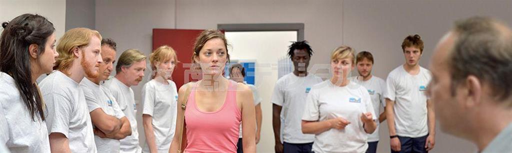 【メディアトリガーｐｌｕｓ（試聴無料）】映画「サンドラの週末」（ジャン＝ピエール＆リュック・ダルデンヌ監督）。５月２３日公開（ビターズエンド提供）。（Ｃ）Ｌｅｓ＿Ｆｉｌｍｓ＿ｄｕ＿Ｆｌｅｕｖｅ－Ａｒｃｈｉｐｅｌ＿３５－Ｂｉｍ＿Ｄｉｓｔｒｉｂｕｚｉｏｎｅ－Ｅｙｅｗｏｒｋｓ－ＲＴＢＦ（Ｔｅｌｅｖｉｓｉｏｎｓ，ｂｅｌｇｅ）－Ｆｒａｎｃｅ＿２＿Ｃｉｎｅｍａ