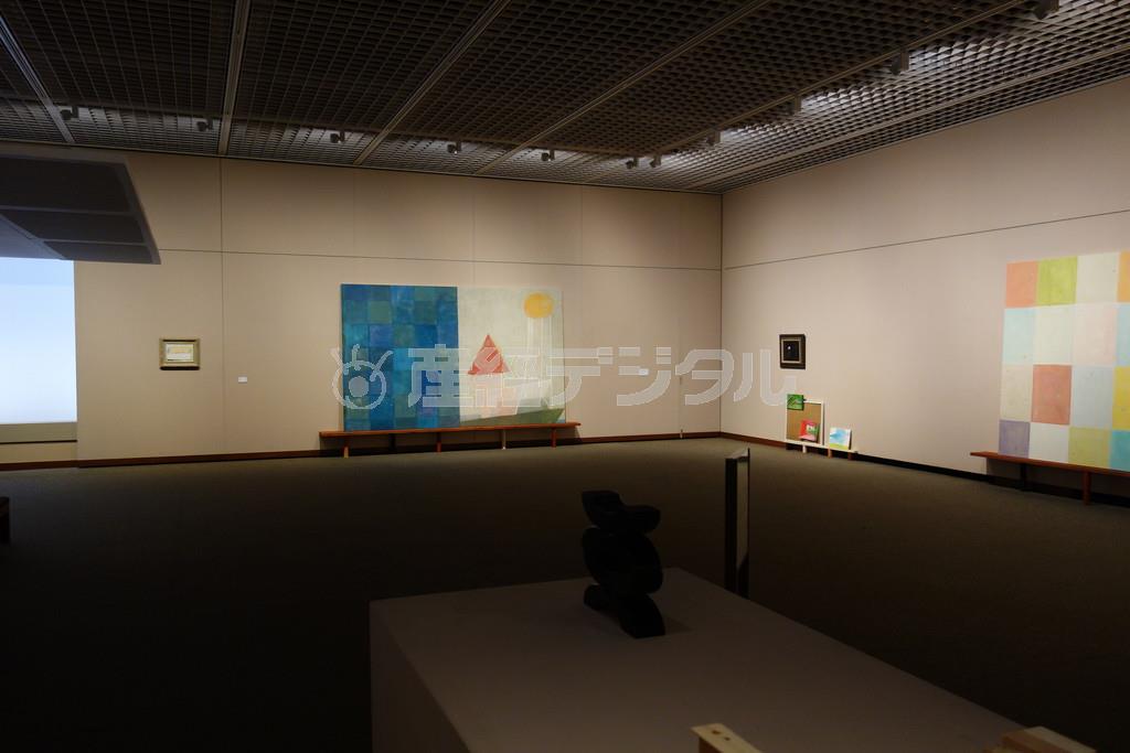 主展示室の展示風景＝２０１５年５月１９日（提供写真）