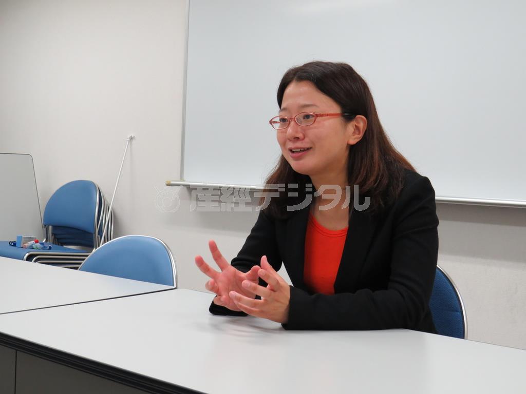 関西大学社会学部、守如子（もり・なおこ）准教授＝２０１４（平成２６）年１０月２７日（関西大学社会学部、有志学生記者撮影）