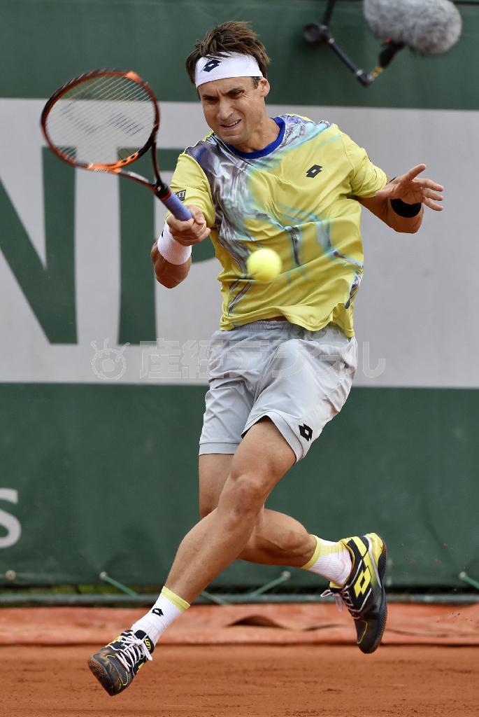 男子シングルス２回戦で快勝した絶好調のダビド・フェレール。錦織圭（にしこり・けい）とは決勝まで当たらない＝２０１５年５月２８日、フランス・首都パリ（共同）