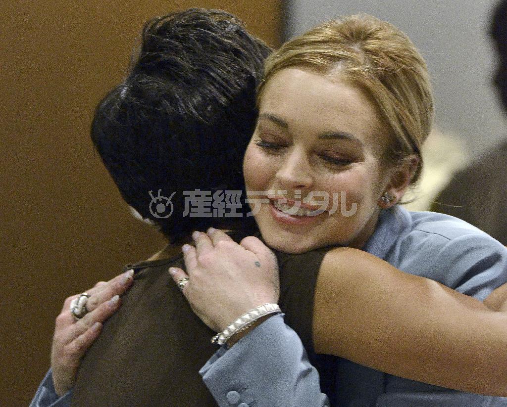 米女優、リンジー・ローハンさん＝２０１５年５月２８日、米カリフォルニア州ロサンゼルス（ＡＰ）