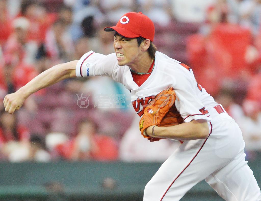 日本ハム戦に先発した広島・前田健太＝２０１５年６月２日、広島県広島市南区・マツダ（共同）