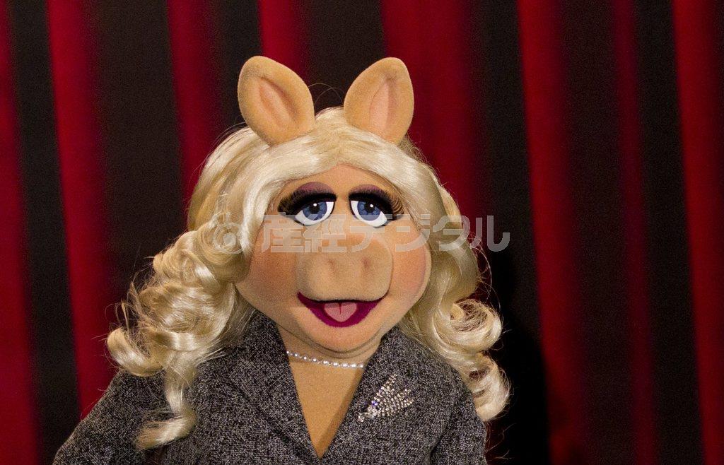 英ＩＴＶのコメディー人形劇「マペット・ショー」（１９７６～８１年）や映画「ザ・マペッツ」（２０１１年）などに出演したミス・ピギー＝２０１２年１月１８日（ロイター）