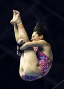 女子高飛び込みで優勝した１５歳の板橋美波＝２０１５年６月６日、東京都江東区・東京辰巳国際水泳場（共同）