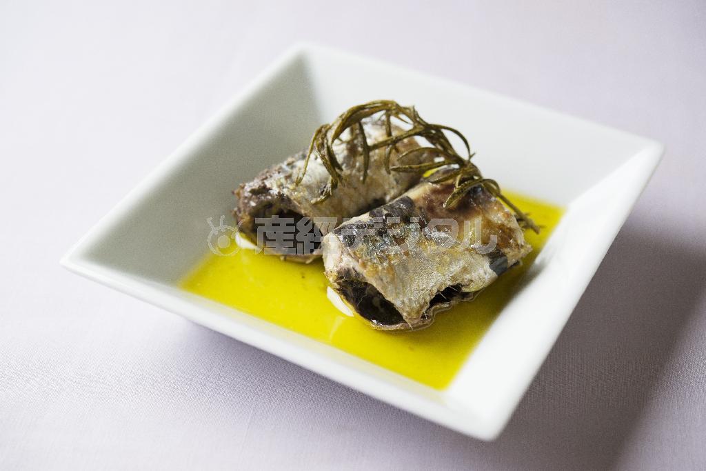 オイルサーディン（松下二郎さん撮影、提供写真）