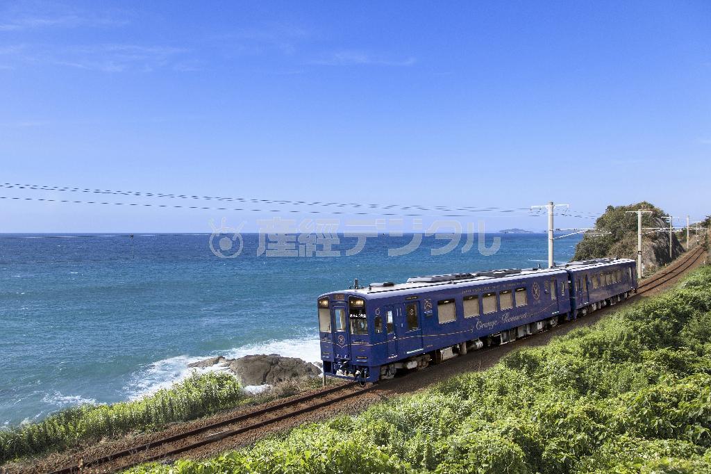 東シナ海の雄大な景色が楽しめる肥薩おれんじ鉄道
