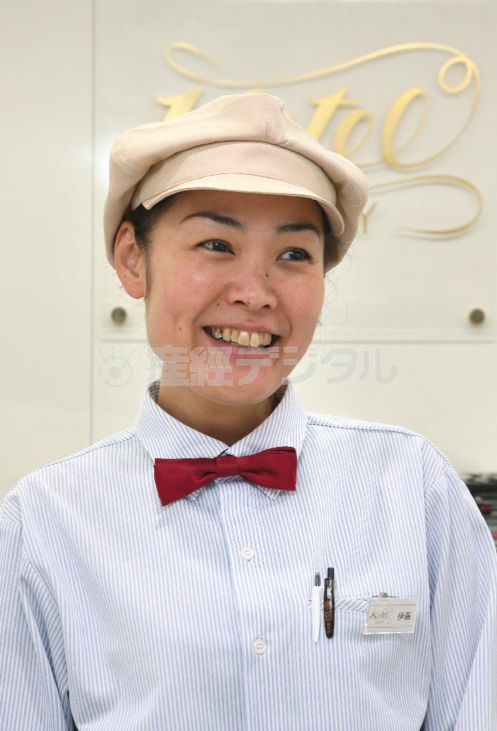 「地元の方から遠方のイノダファンのみなさんまで、幅広く支持していただいています」と語るオープン時からのスタッフ、伊藤育子さん＝２０１５年５月１２日、京都市中京区（志儀駒貴撮影）