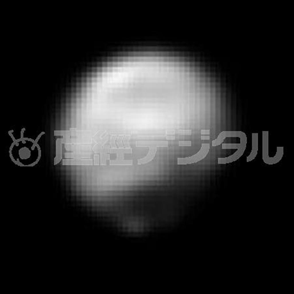 接近中の無人探査機ニューホライズンズが、６月１日に５１００万キロの距離から撮影した冥王星（ＮＡＳＡ提供）