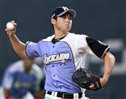 日本ハムの大谷翔平選手。高校時代はメジャーへの直接挑戦を目指していたが、メジャーリーグ機構が導入した新ルールによって、直接挑戦の道は事実上閉ざされた＝２０１５年６月１４日、北海道札幌市（高橋茂夫撮影）