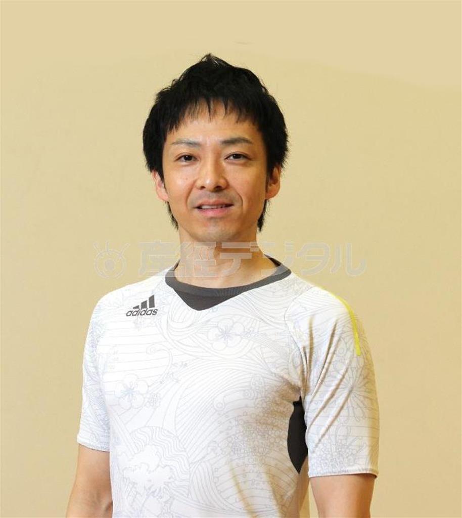 ヨガのトレーナー、進藤悦夫（しんどう・えつお）さん＝２０１５年５月１８日（田中幸美撮影）