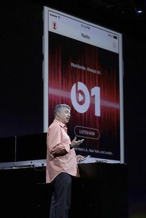 アップルのエディ・キュー上級副社長＝２０１５年６月８日、米カリフォルニア州サンフランシスコ（ＡＰ）